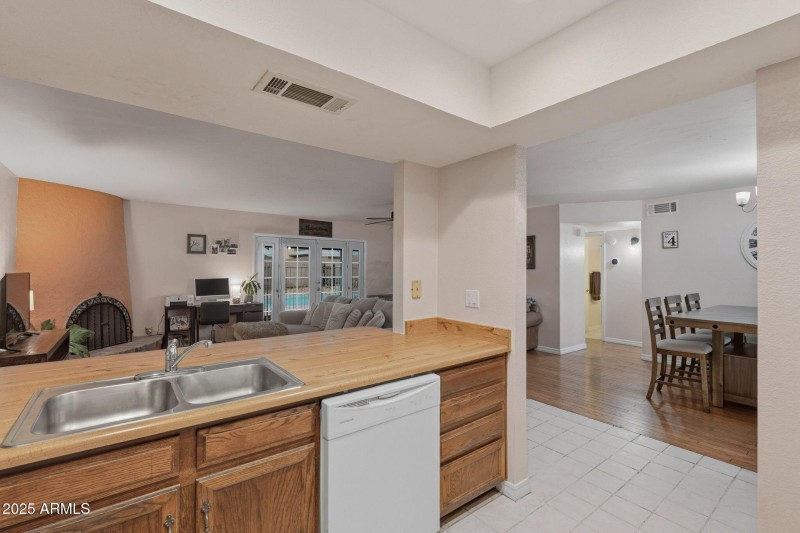 13-web-or-mls-Wood-13