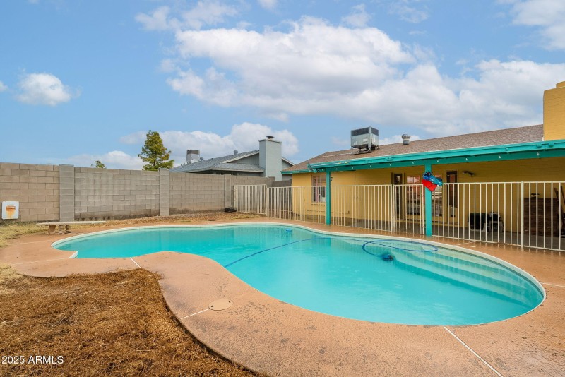 39-web-or-mls-Wood-39