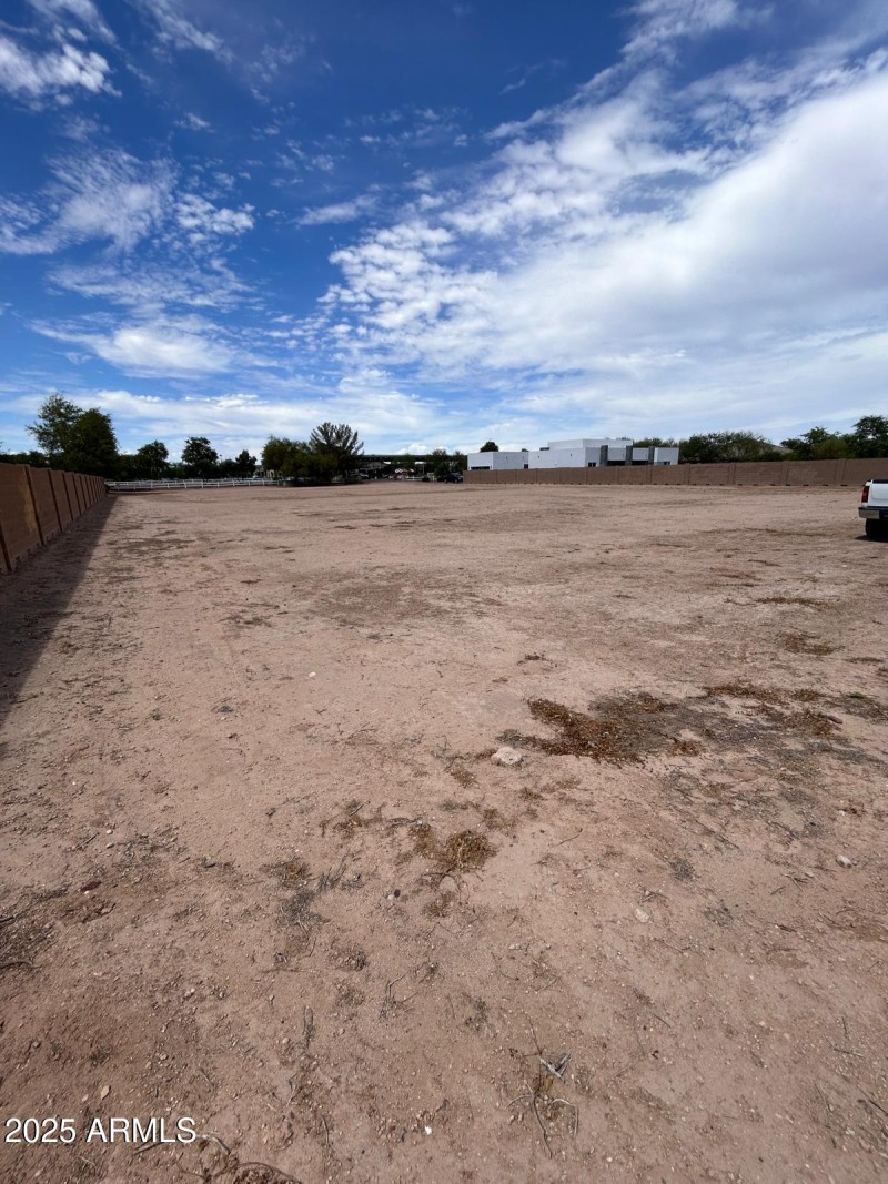 PHOTO-2025-10-10-11-39-15