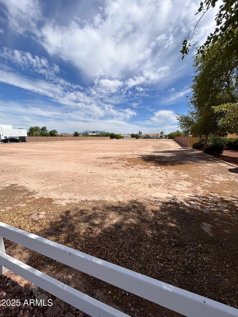 PHOTO-2025-10-10-11-39-16 7