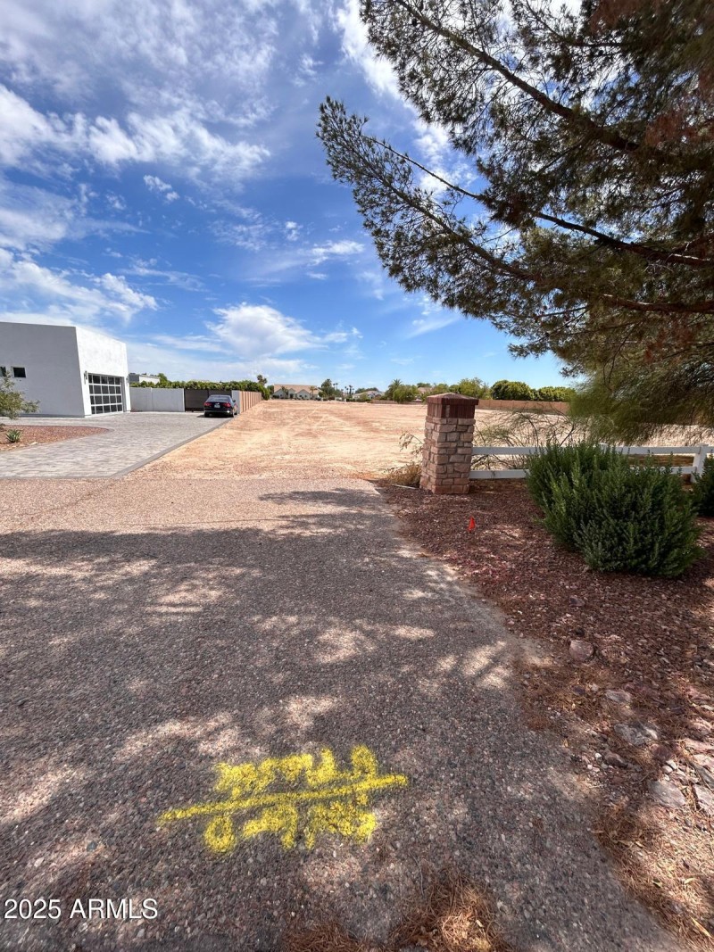 PHOTO-2025-10-10-11-39-20