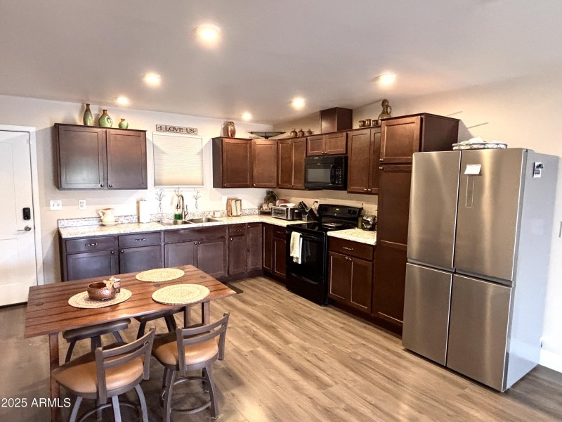 311 W Solana Ave Kitchen 10.10