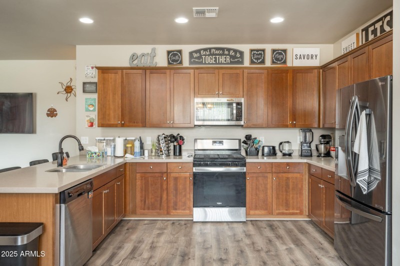 20-web-or-mls-377-grafton-ct