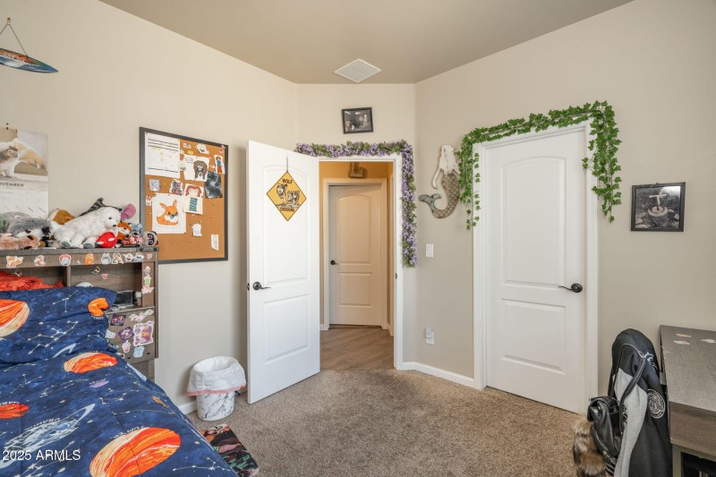 11-web-or-mls-377-grafton-ct