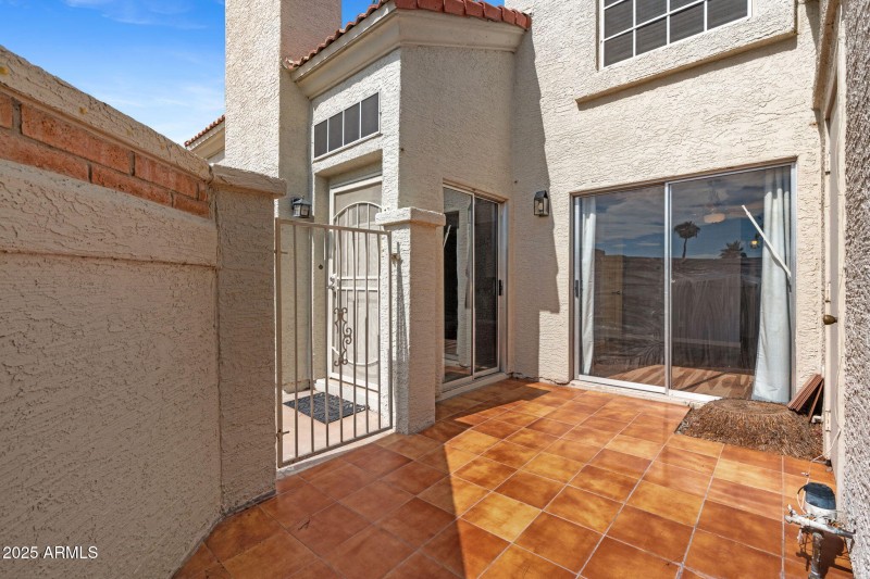 26-web-or-mls-1717-e-union-hills-dr-1044