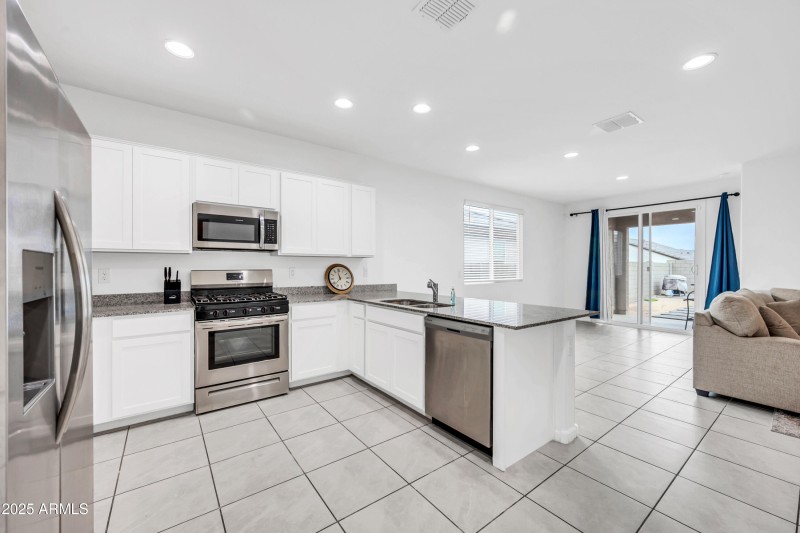 2340 W La Salle St-9