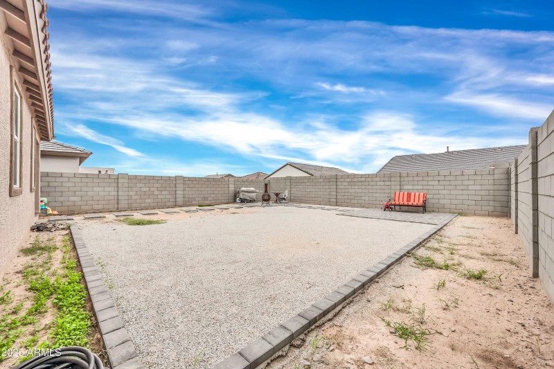 2340 W La Salle St-31