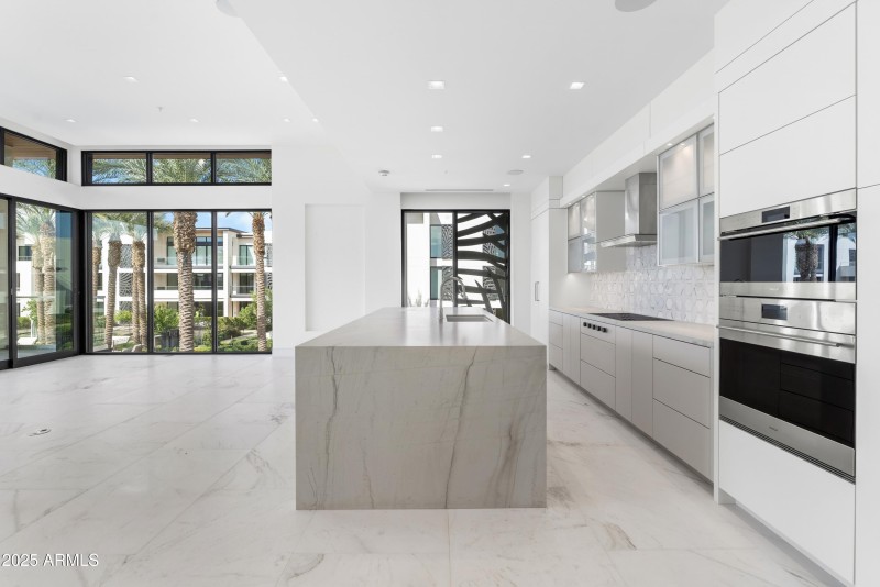 021_Kitchen