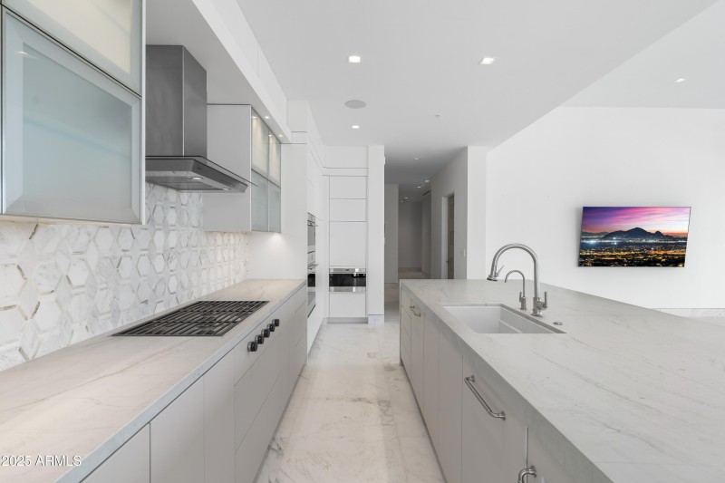 025_Kitchen