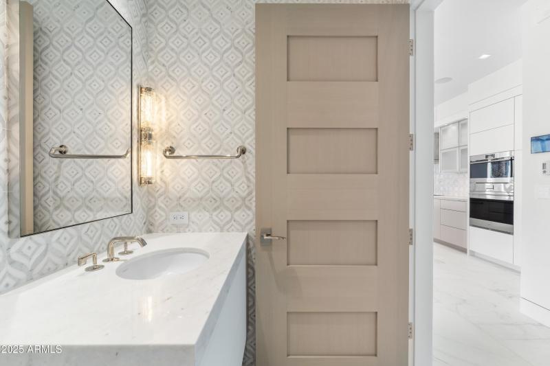 069_Bathroom