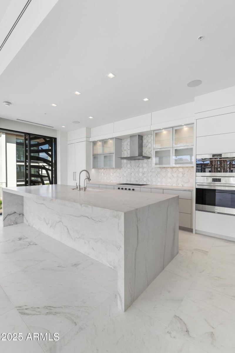 072_Kitchen