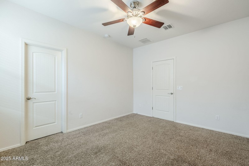 39-web-or-mls-Ian-39