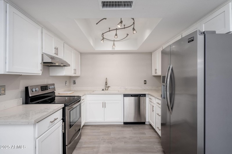 9411 E Jenan Dr, 10-08-2025 - 07