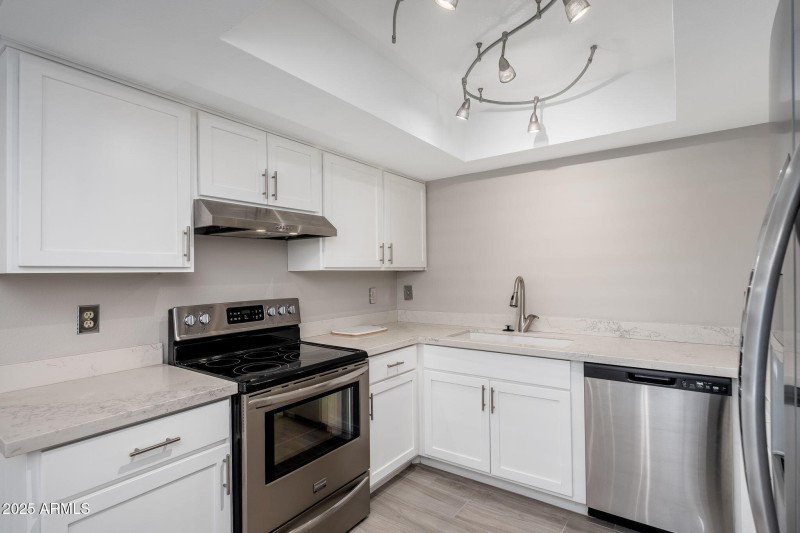 9411 E Jenan Dr, 10-08-2025 - 08