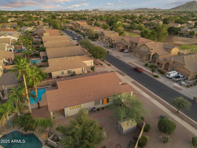 046_74-web-or-mls-dji_0693_163