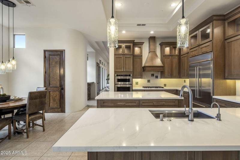 25-web-or-mls-D46A3303