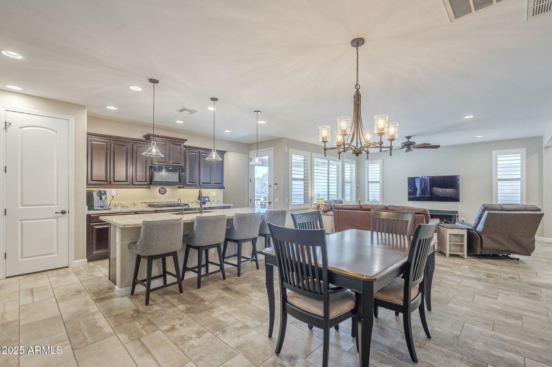 Entertainer's Kitchen/Dining