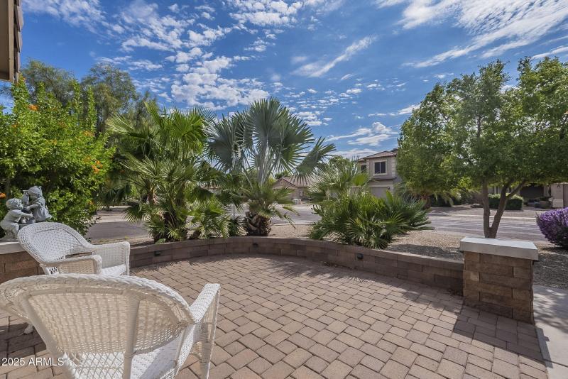 Front paito morning view