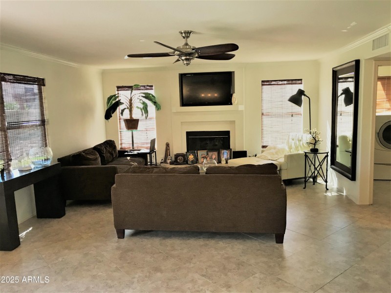 Arrowhead_Pic_Family