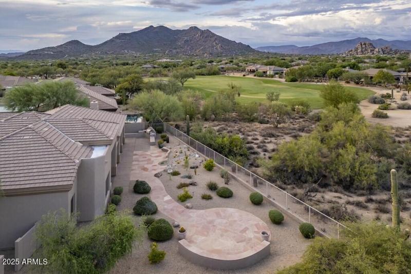 Mountain, Preserve & Golf Views