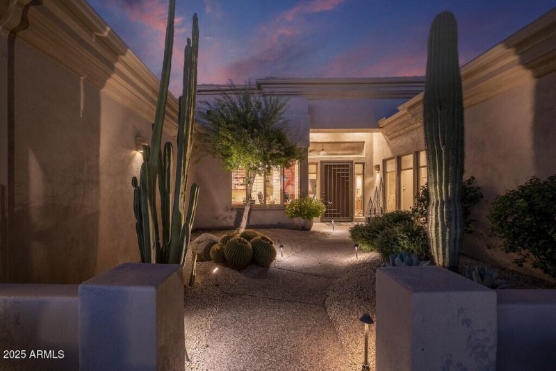 Desert Courtyard Entry