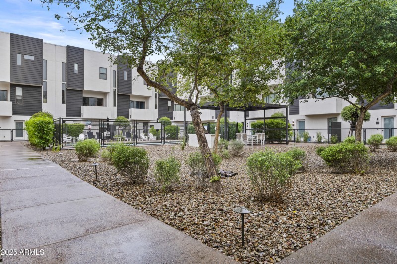 325 E Coronado - 31_dsc00683