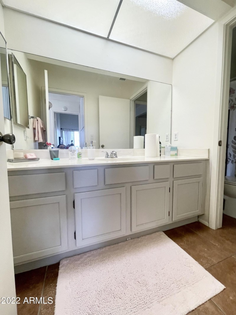 5225DA32-C503-4044-9D89-9745980A26B9