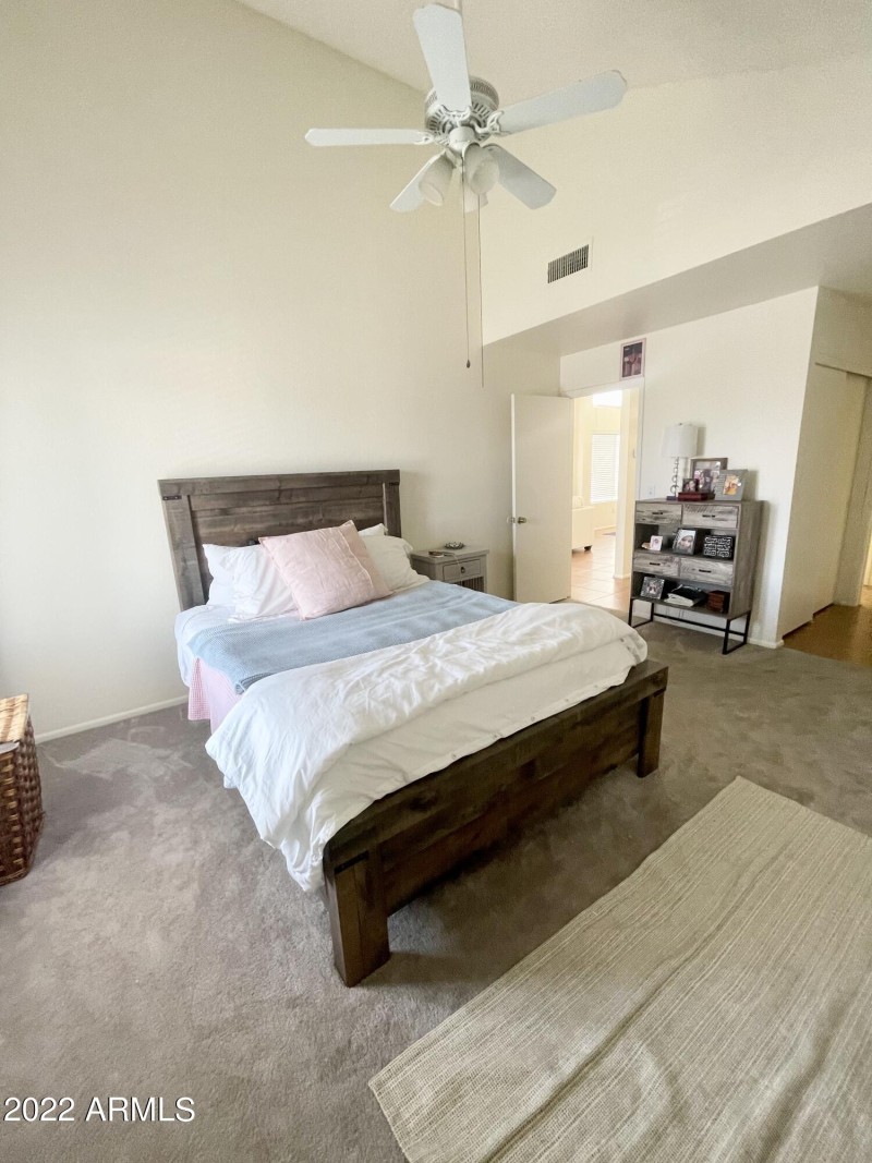 5923AD28-6060-4036-9E37-1949DB1E63AD