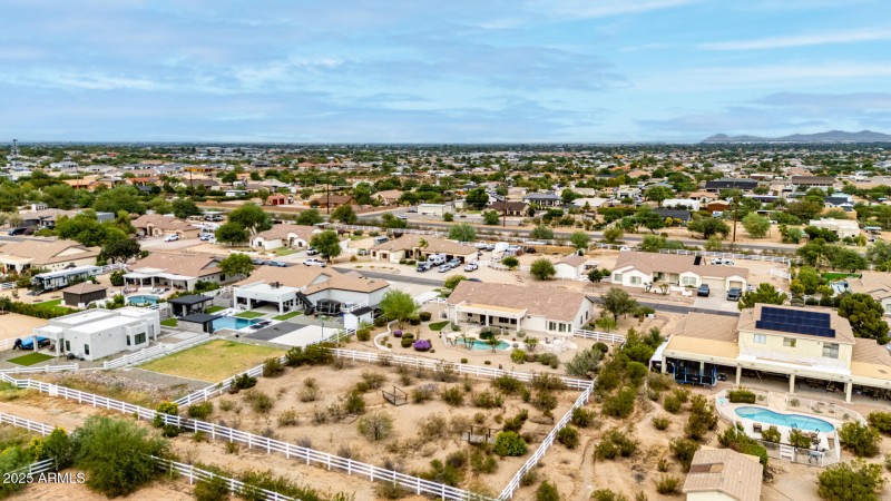 Close to all Queen Creek Shops