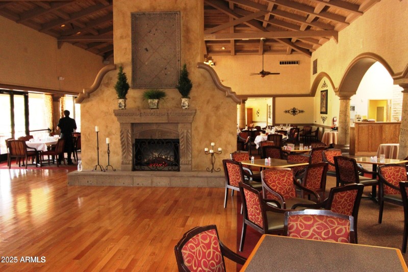 dining room at Palo Verde CC 2
