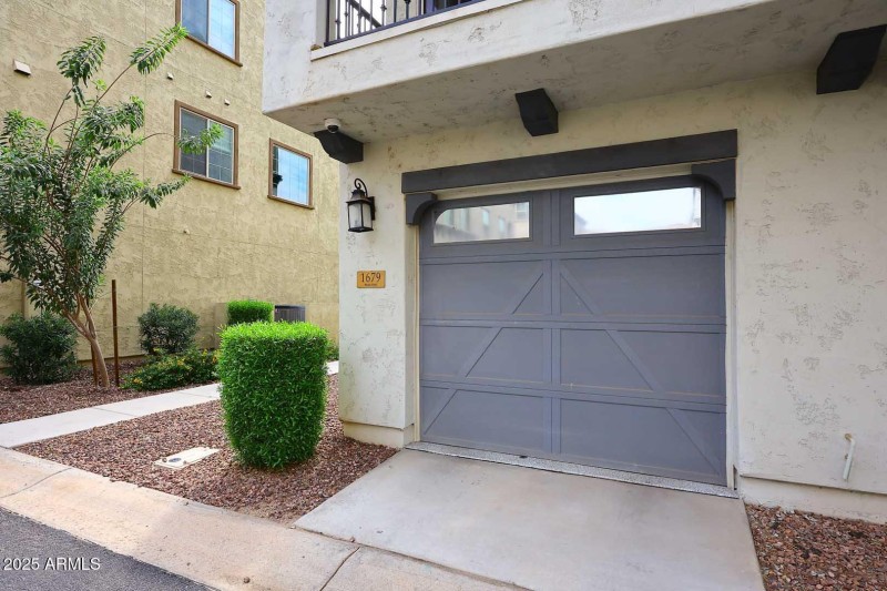 Attached 2-Car Tandum Garage