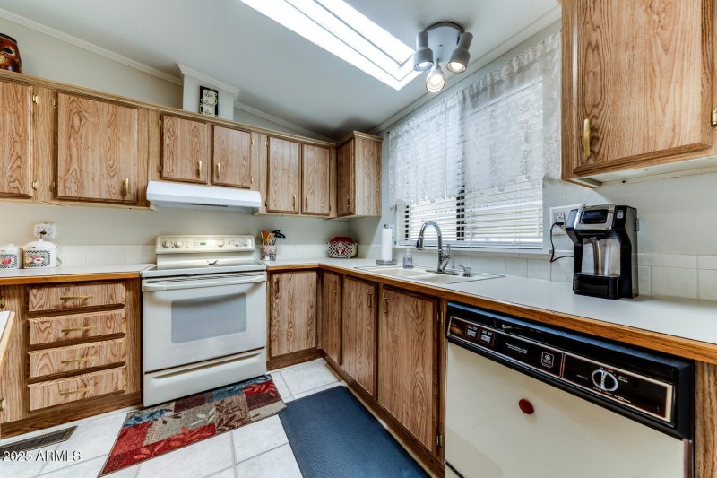 17200 W Bell Rd Lot 1549-large-014-022-