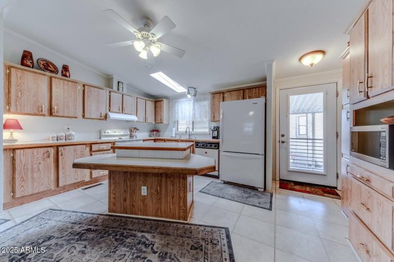 17200 W Bell Rd Lot 1549-large-012-032-