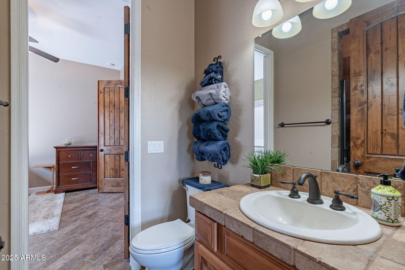 32-web-or-mls-Canyon-32