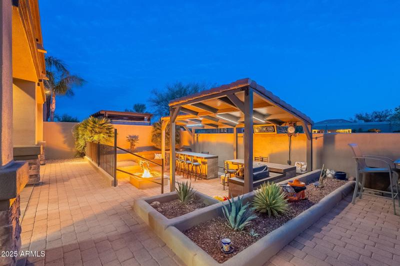 111-web-or-mls-Canyon-twilight-28