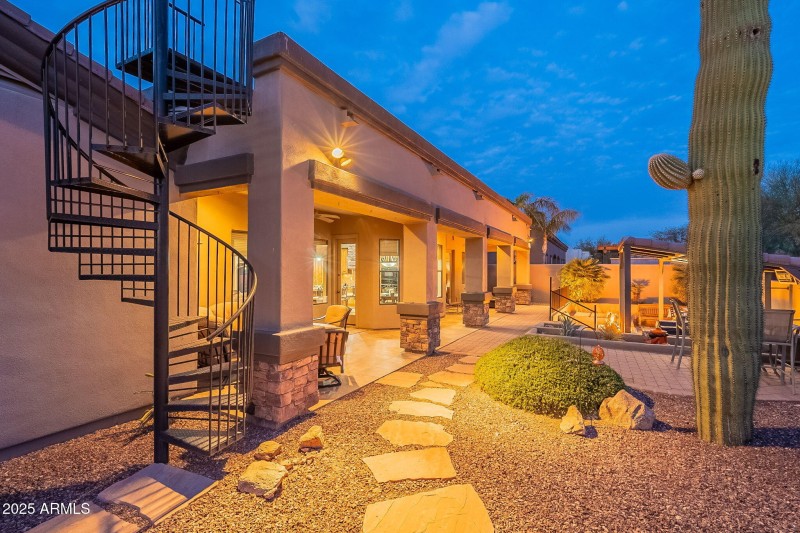 109-web-or-mls-Canyon-twilight-26