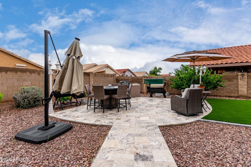 Entertainer's Backyard