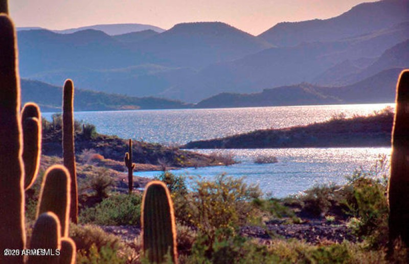 Lake Pleasant Photo 2