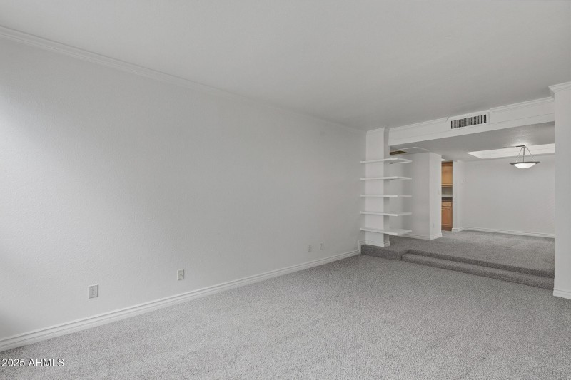 9-web-or-mls-Danbury-9