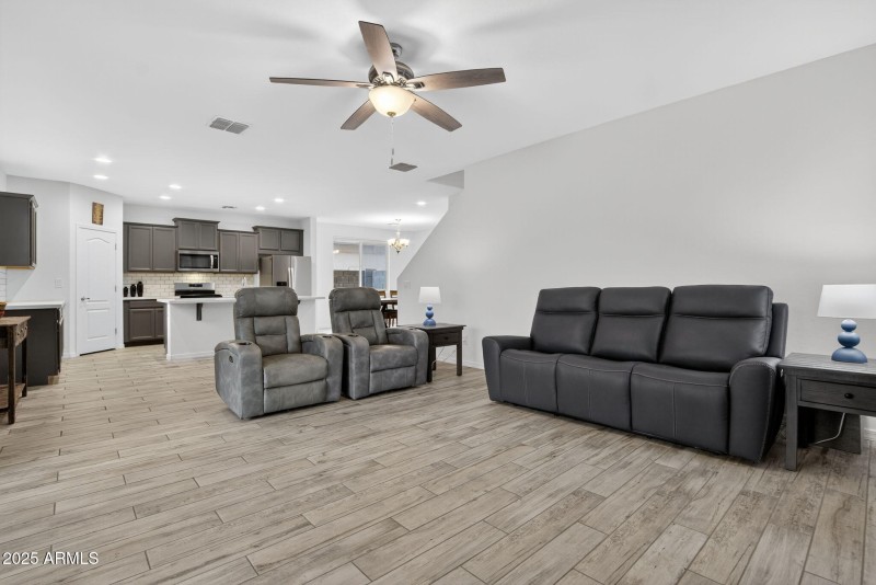 12-web-or-mls-034_a4m_SA (1)