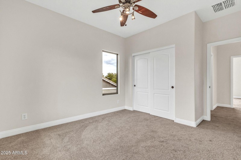 19009 E Cattle Dr-40