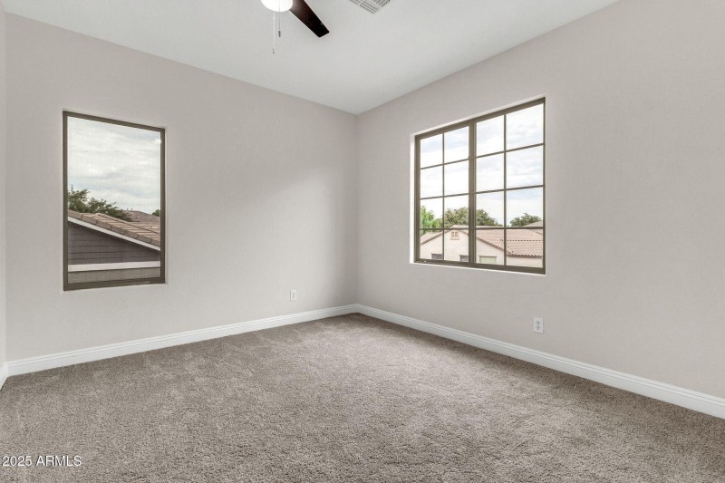 19009 E Cattle Dr-44