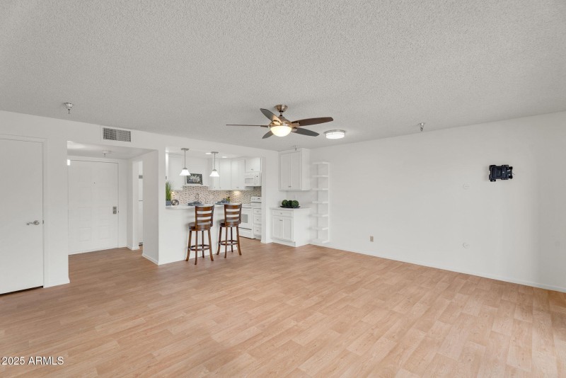 1-web-or-mls-DSC03464