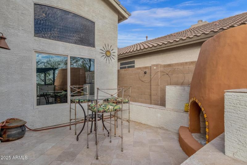 035_outdoorfireplace