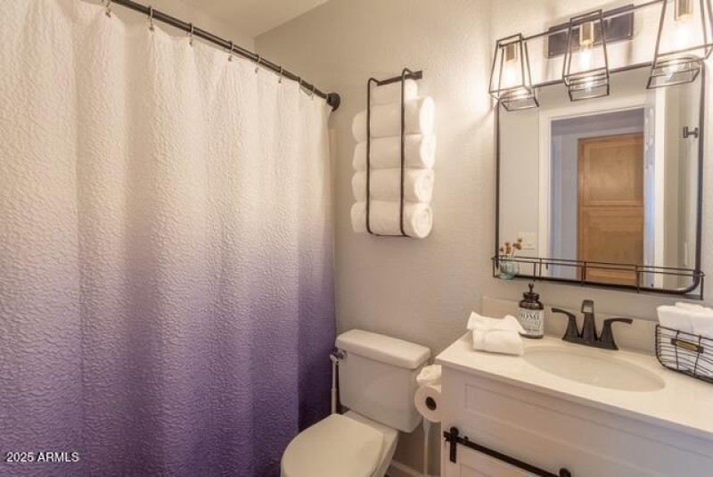 bathroom-01