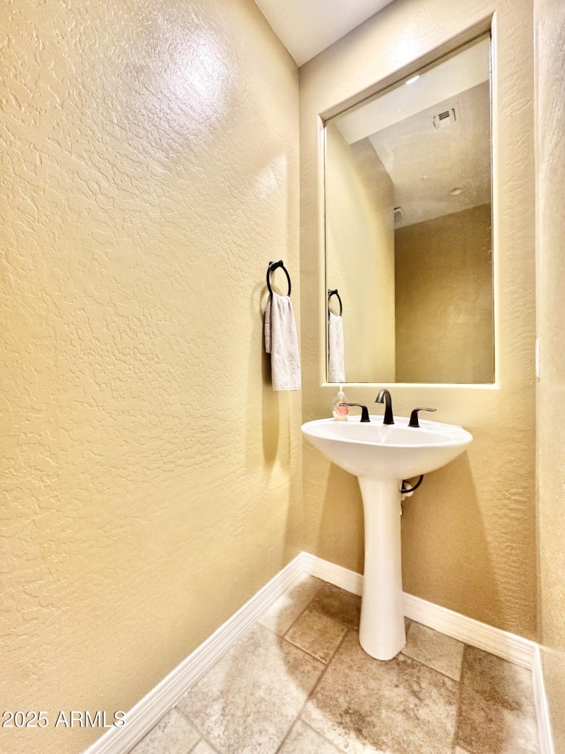 Photo Oct 08 2025, 11 59 12 AM