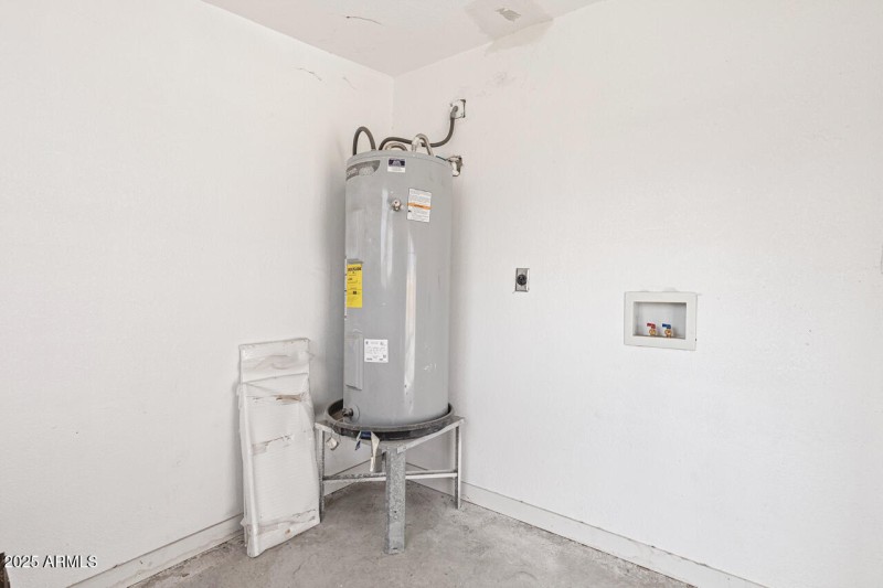 22 Outdoor Laundry Hookup