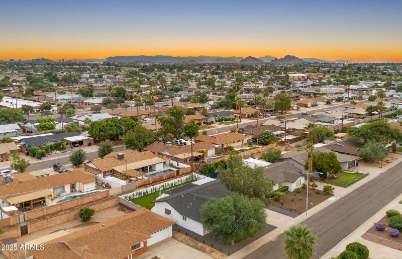 3-web-or-mls-TWILIGHT DRONE4