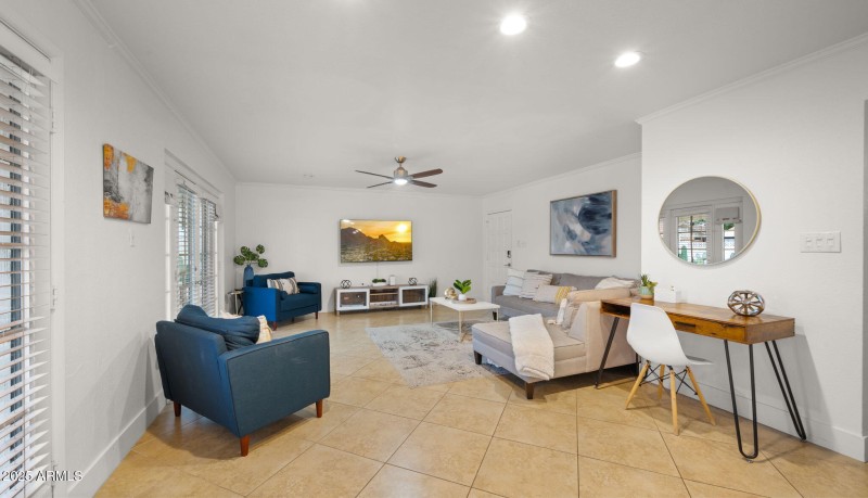 14-web-or-mls-Great Room4