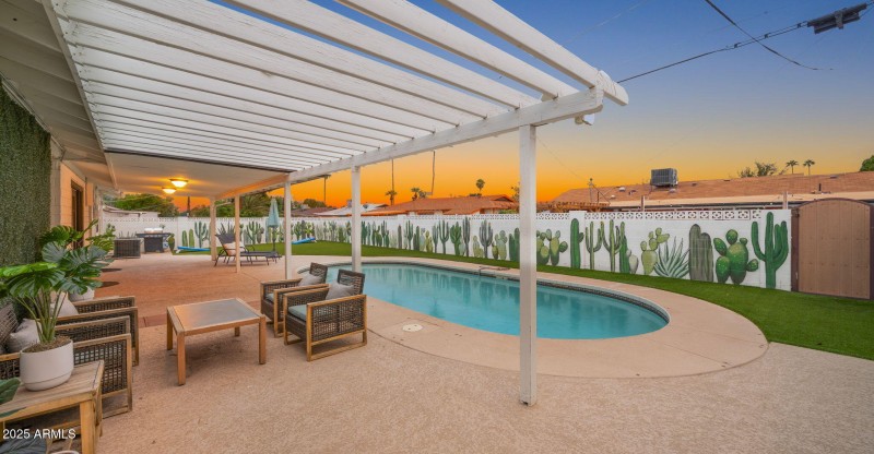 47-web-or-mls-TWILIGHT6